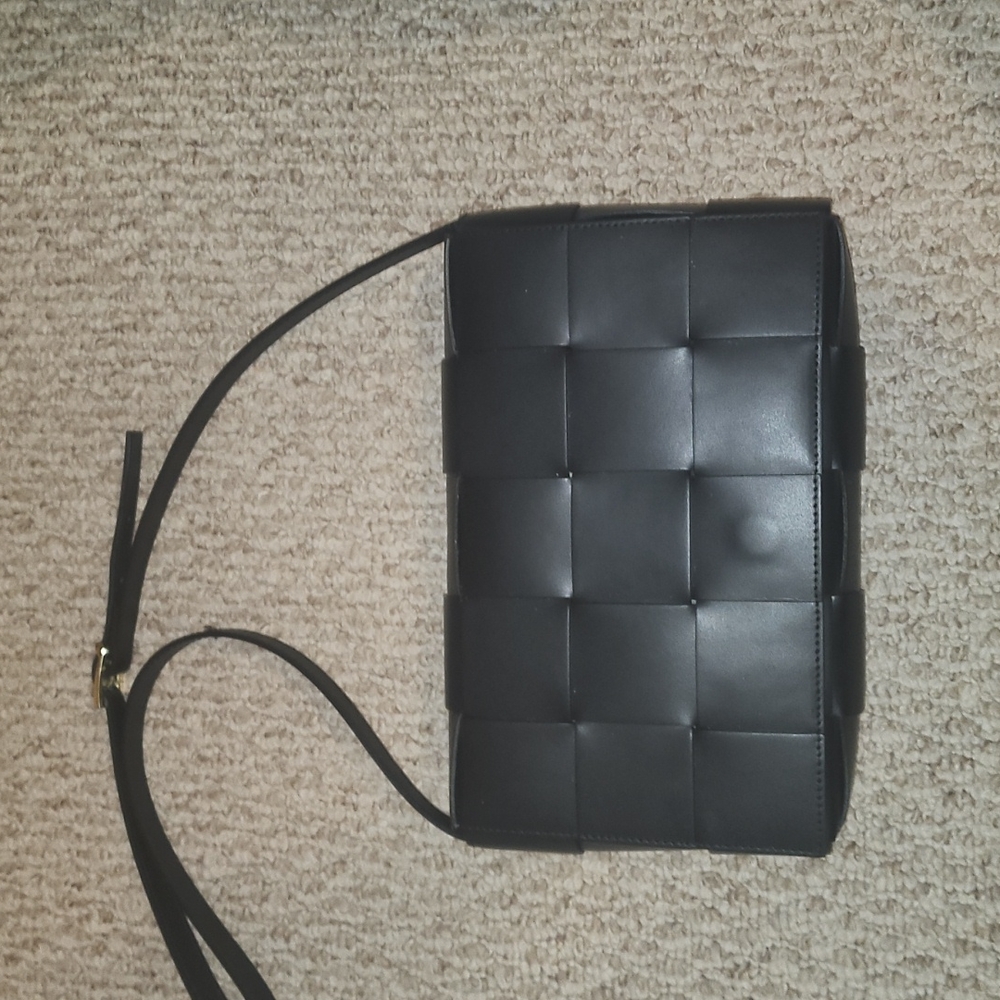 Black vegan crossbody